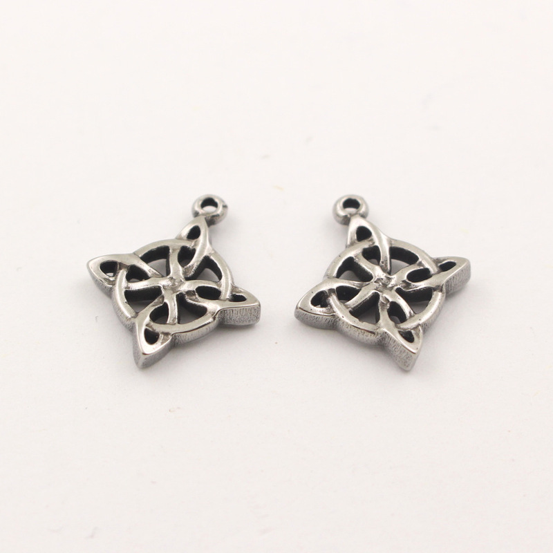 Best-Selling Irish Celtic Knot Witch Knot Amulet Stainless Steel Pendant Oil Pressure Pendant 15*17mm