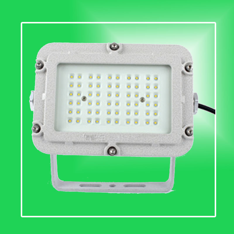 SZSW8230��Ϊ����60W����LED�����Ƴ�����LED����������