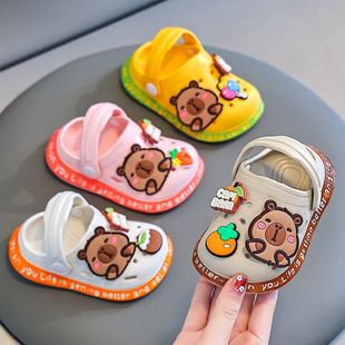 Summer New Kapibara Closed-Toe Clogs for Children Aged 1-6, Boys and Girls, Non-Slip Outdoor Wear, Soft-Soled Sandals for Toddlers and Young Children