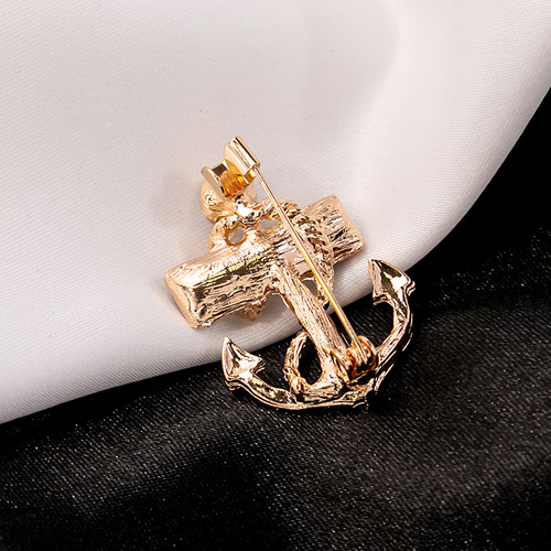 European and American cross-border new fashion full diamond pirate anchor brooch, personalized diamond geometric square bar brooch wholesale