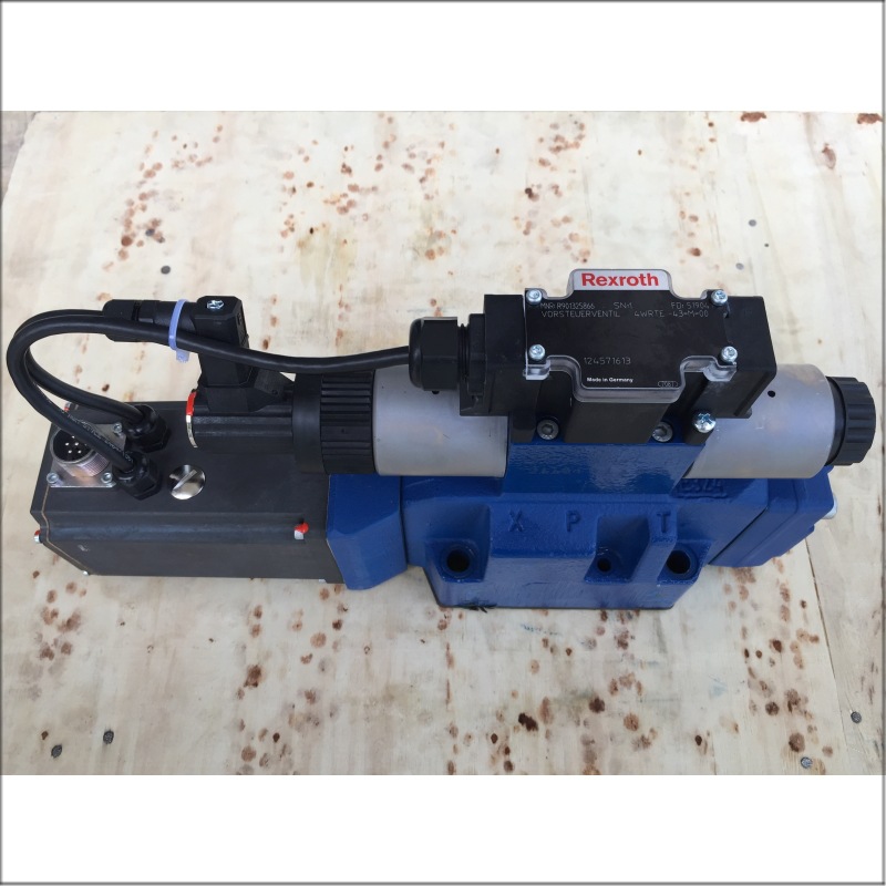 力士乐液压比例方向阀R900954275 4WRTE16V125L-45/EG24K31/A1M