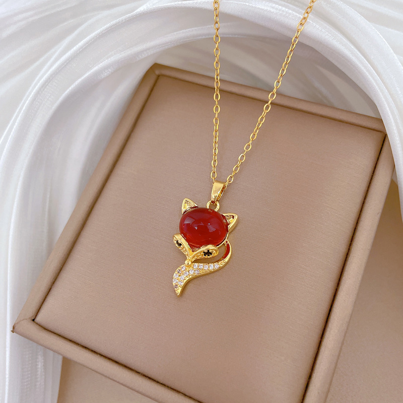 Luxe vos ketting met kristallen voor dames van titanium_voghion.com