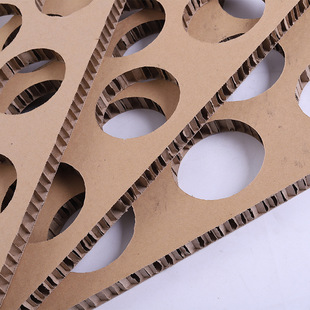 Factory Customized Special-Shaped Honeycomb Panels with Large Round Holes Logistics Transportation Packaging Buffer Lining Special-Shaped Honeycomb Panels Can Be Wholesale