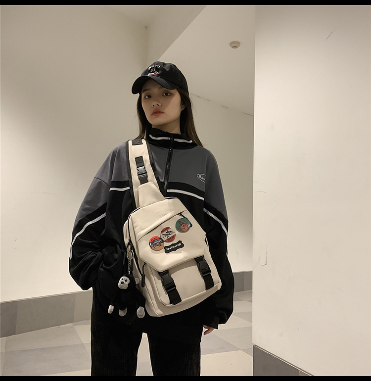 2023 New Leisure Large Capacity Chest Outdoor Versatile Sports Shoulder Bag Waterproof Couple Mobile Phone Student_voghion.com