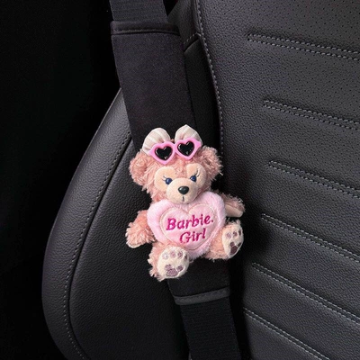 Anti-Strangling Neck Protector for Girls — Seat belt shoulder pad - sweet-pink-mirror-holding-pink-heart-pieces-1-black-shoulder-pad