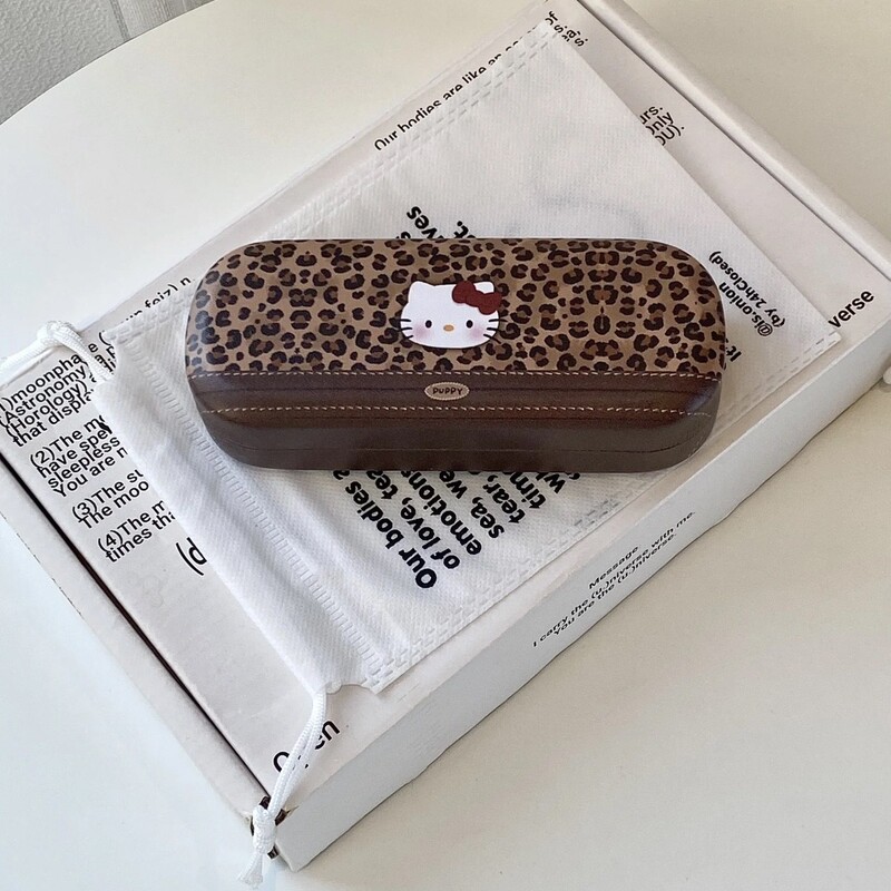 New Leopard Print Kitty Glasses Case, High-Looking, Versatile, High-End, Pressure-Resistant and Drop-Resistant Pu Leather Glasses Case for Autumn and Winter