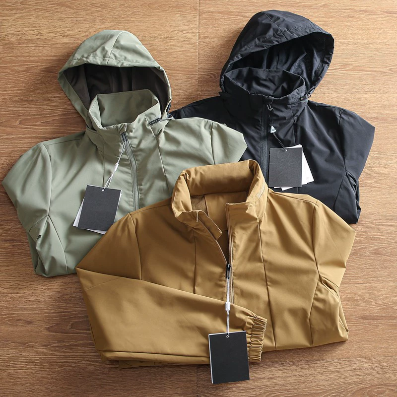 Легкая технологическая ткань! Открытый водонепроницаемый спортивный скрытый капюшон стерео крой куртка куртка куртка куртка для мужчин