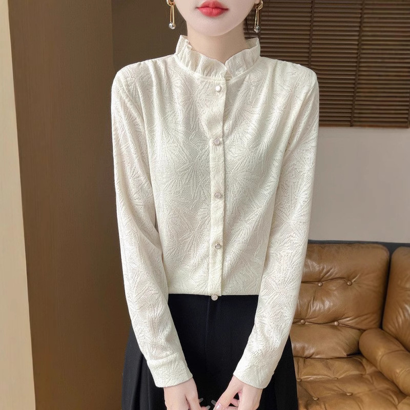 Autumn lace woolen knitted base shirt