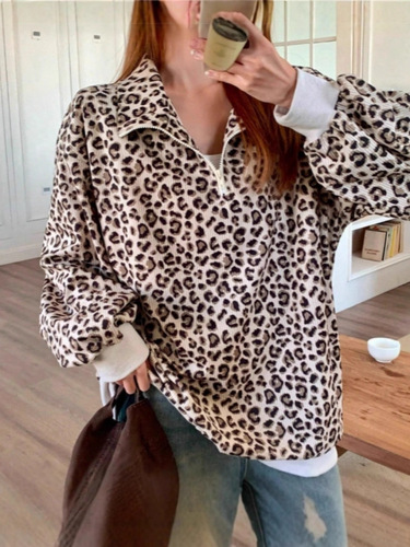 European and American new style retro leopard print stand-neck coat for women in early autumn design loose long sweater