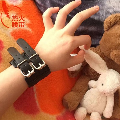 Wholesale Korean style punk style couple leather rivet bracelet fashion bracelet non-mainstream rock domineering trendy bracelet jewelry