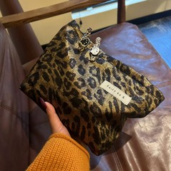 インズヒョウ柄化粧品バッグ、ニッチでポータブル、大容量、口紅やナプキン収納バッグ、インズスタイル