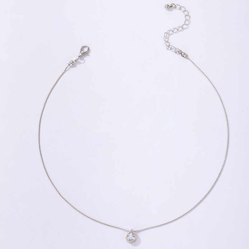 simple ligne de poisson invisible transparent collier zircon chane de clavicule cloute de diamants femmepicture2