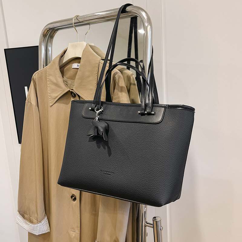 Trendy Women's Shoulder Bag High Quality Large Tote Bag For Daily_voghion.com