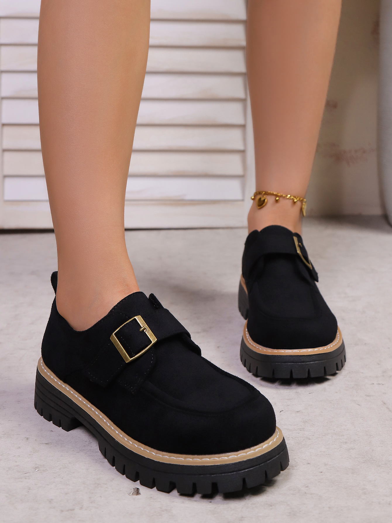Damen Loafer Mit Blockabsatz Und Schnalle Im Britischen Stil_voghion.com