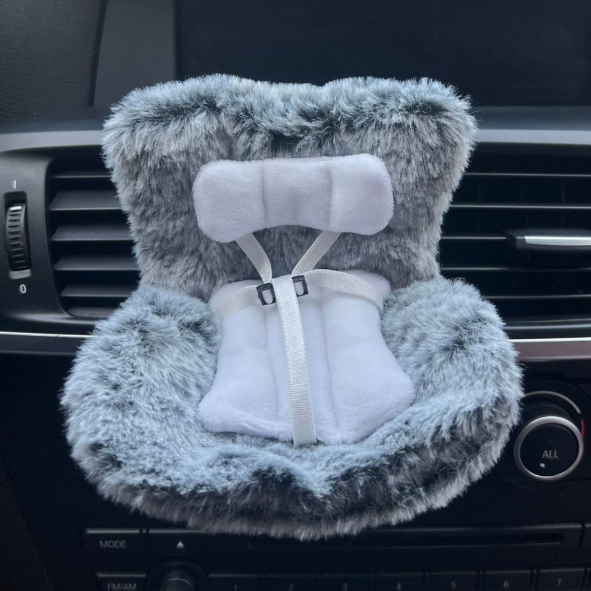Игрушка безопасности сиденье LABUBU хлопковая кукла Лаббу автомобиль вентилят вентилят украшения украшения внутри автомобиля