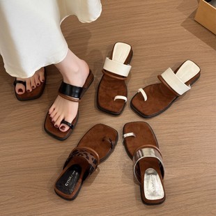 French Niche Design Thong Toe Slippers for Women 2025 Summer Outer Wear Seaside Beach One-Line Open Toe Sandals