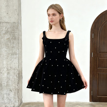 2025秋季新款跨境背心短裙法式性感甜辣风设计感高级感连衣裙女装