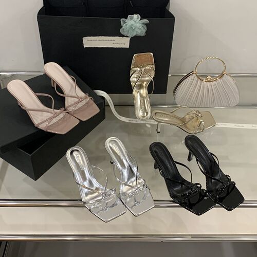Square head and toe sandals for women with fine heels for summer and autumn new style with fine belt and hollow high heels half slippers