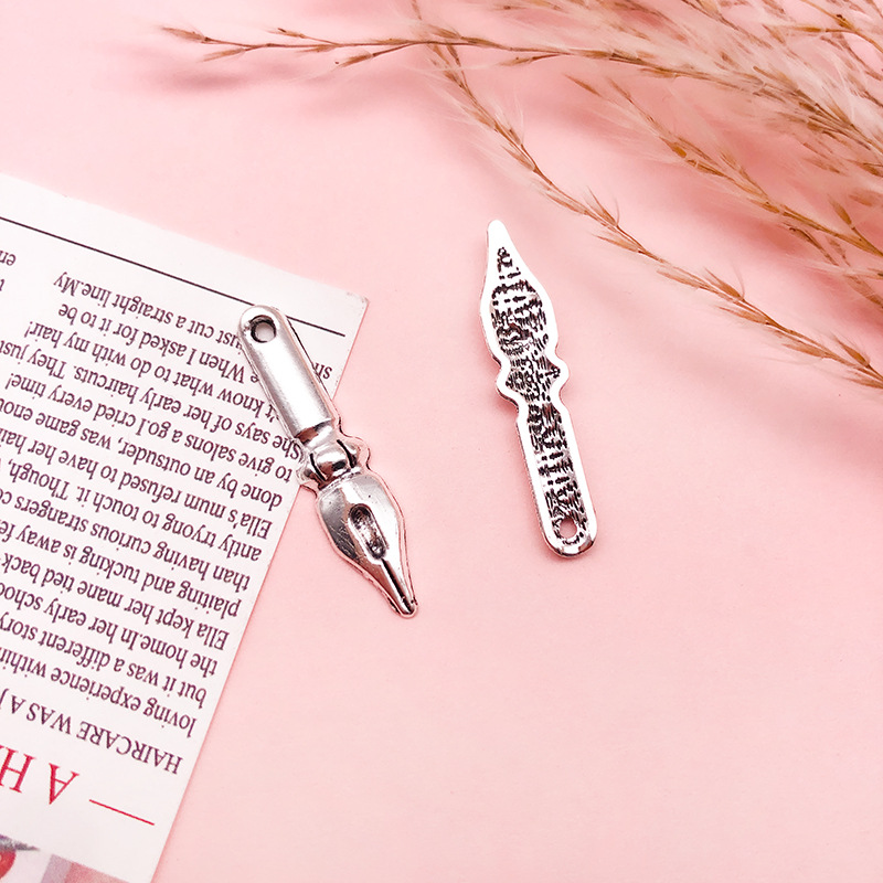 Mixto 20 Día del Maestro suministros pequeño colgante Apple llavero marcador creativo diy pulsera collar accesorios de joyería