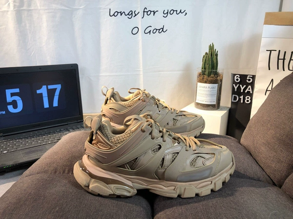 Paris dad shoes 3.0 caramel color