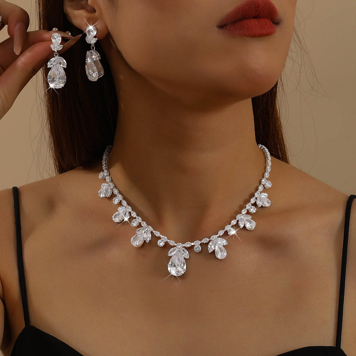 Collar de color de la industria pesada amazona orejas joyas set de moda de lujo vestido de novia cena joyas de zircon mujer image 12