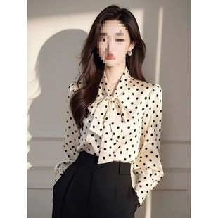 ��ʽ�L�h�����cѩ���r��Ů�����ͨ��Ůʿ�r�e��Ư������