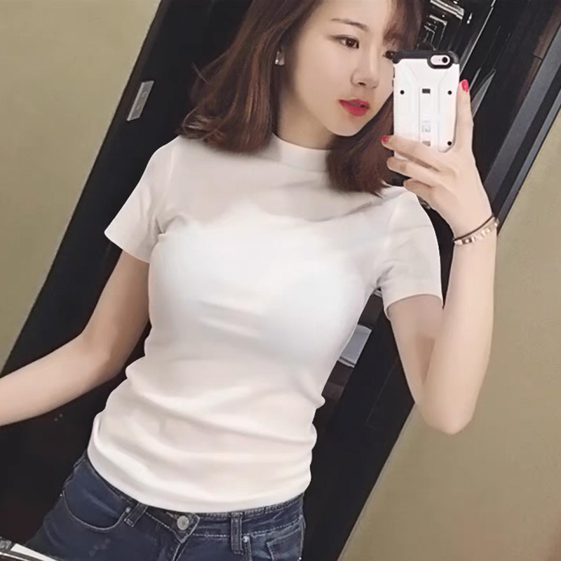 화이트 하프 터틀넥 반소매