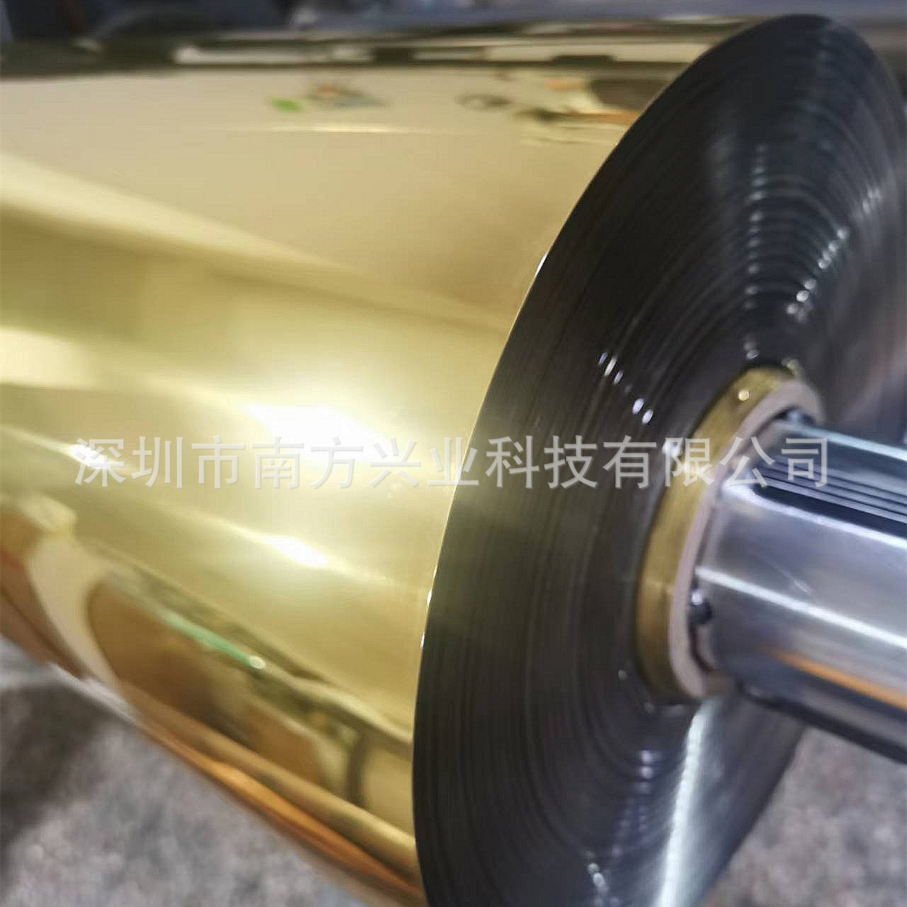 南方兴业供PVC颜色片材金色银色红色白色黑色黄色pvc片代分条裁切