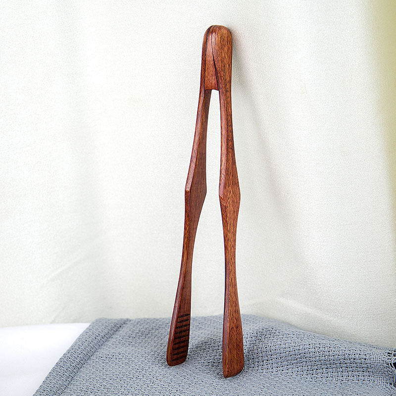 Wholesale nanmu barbecue clip kitchen home hotel food clip wood grab clip salad fruit snack wooden clip