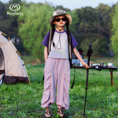 親子の女の子の運動速乾のスーツの夏服の洋風の中で大きい子供の2025新型の子供の夏のレジャーの2つのセット