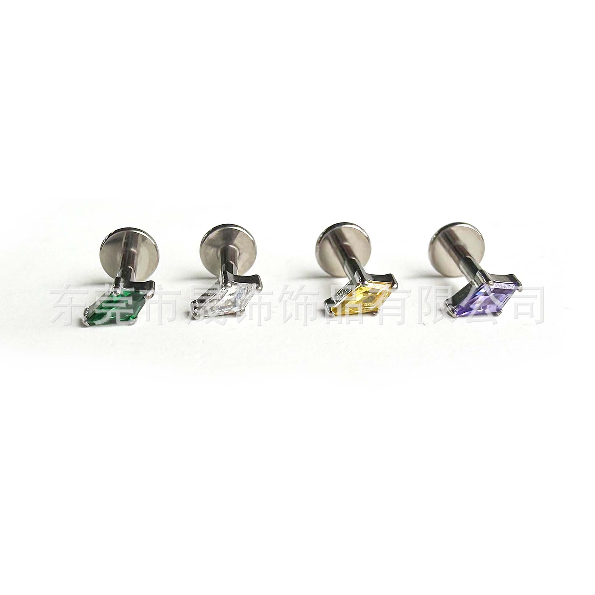 F136 Titanium Ear Stud 石 Cubic Zirconia 菱 Helix Cartilage Stud G23 Implant Grade Titanium Internal Thread Labret Stud Piercing Jewelry