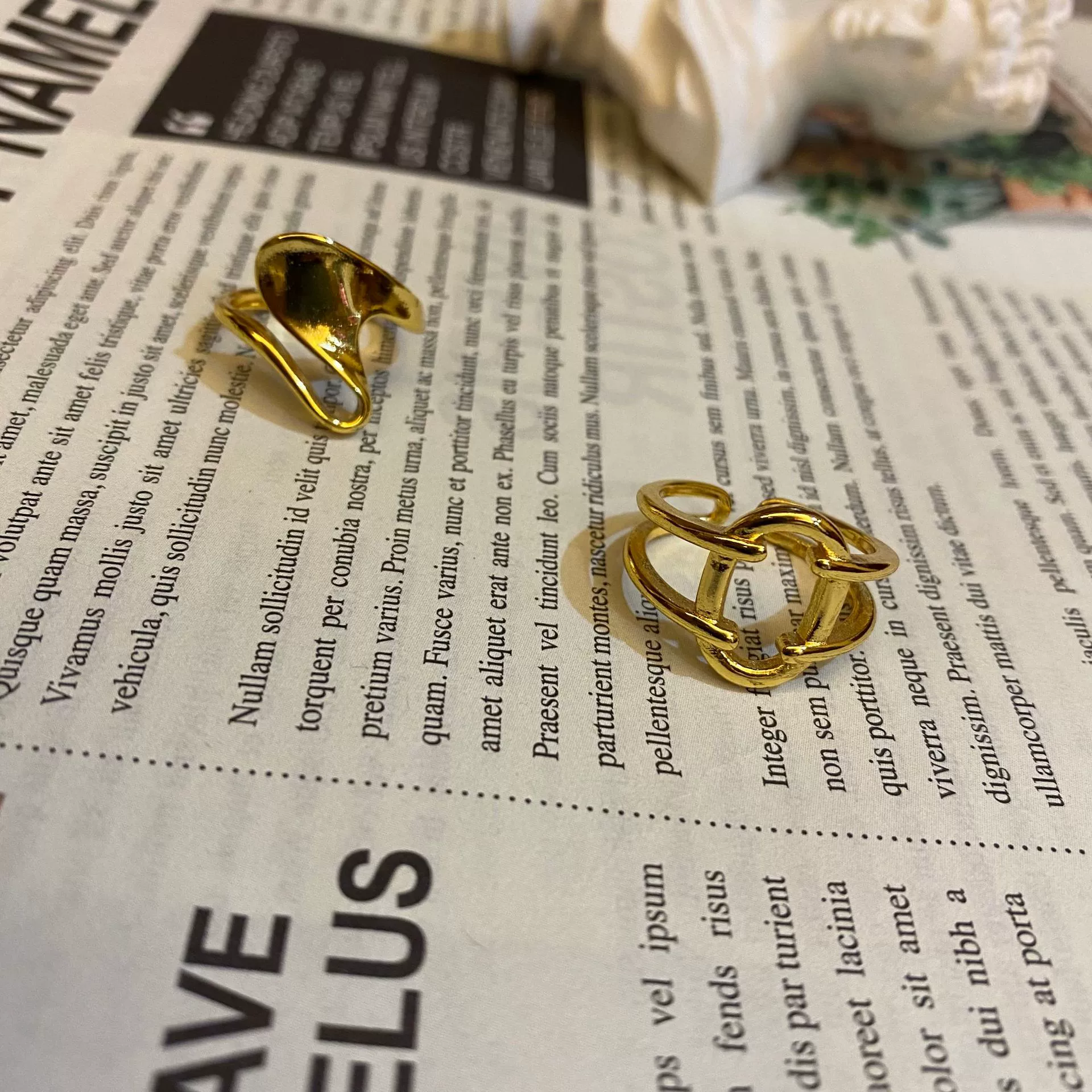 (Cross-border trading), fashionable one size retro golden ring, on index finger, simple and elegant design