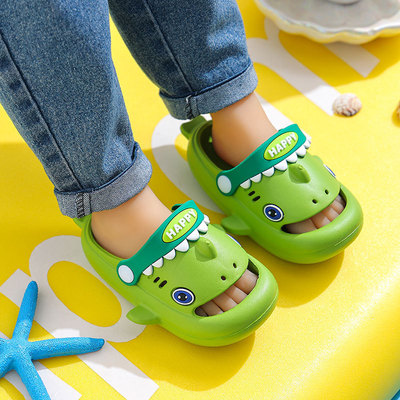 Акула, тапочки в стиле Crocs, летние ультрамягкие мультяшные домашние нескользящие женские тапочки для мальчиков, закрытый носок