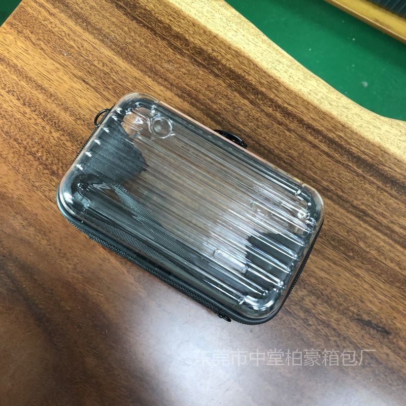 Transparent cosmetic bag with zipper