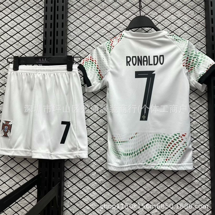 2526 ポルトガル代表 ホーム＆アウェイ サッカーユニフォーム 7番サッカーユニフォームセット 輸出入専用、豊富な在庫|undefined