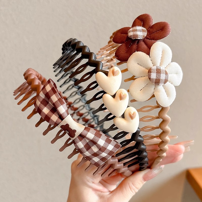 Otoño y invierno leche de café lindas flores peinadas peinadas de cabello para niños dibujos animados cinturón de cabeza de dientes antideslizantes peinadas de cabello para mujeres