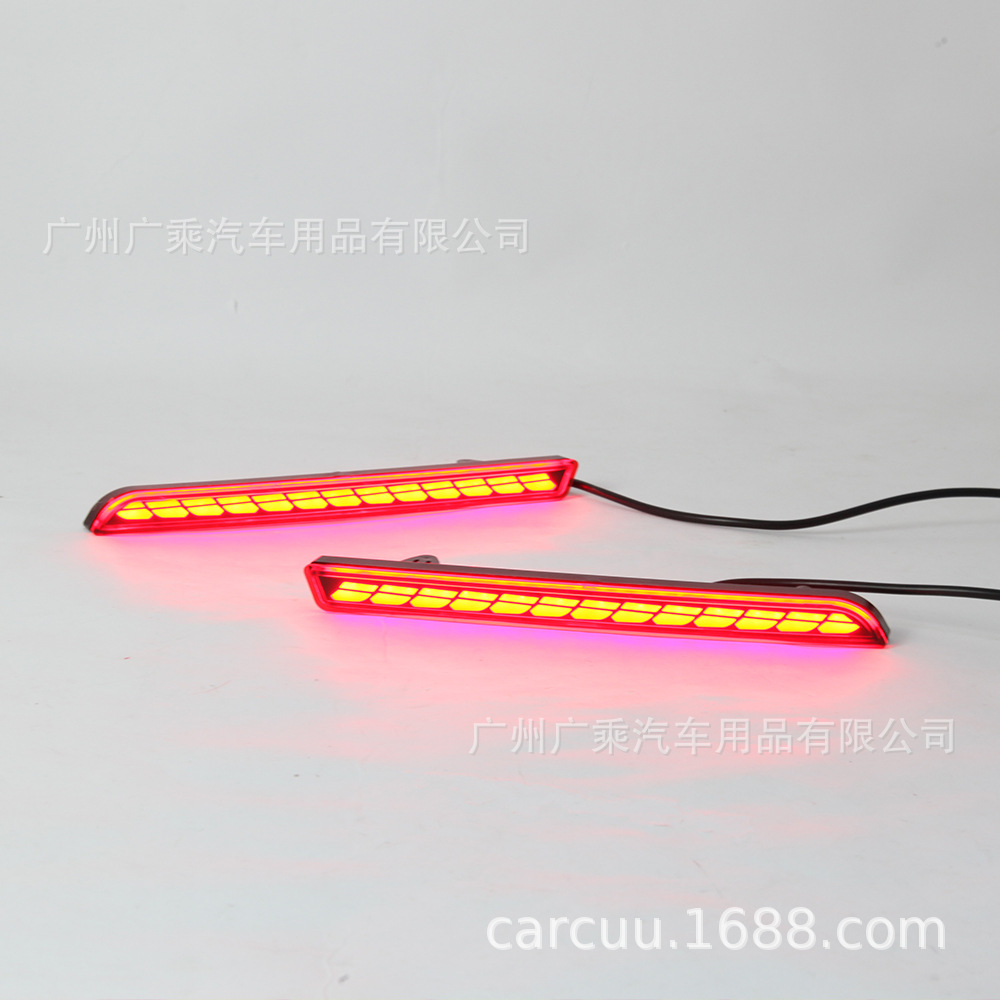 Adecuado para luz de parachoques trasero Toyota Senna 21-22, luz de freno, luz de advertencia, luz de parachoques Senna [tres funciones]