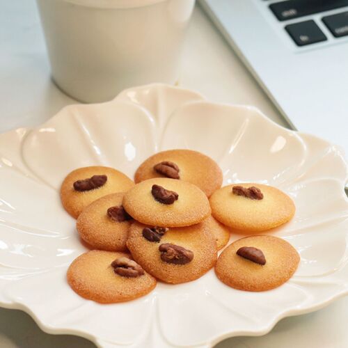 Hawaiian Cocoa Crisp Chocolate Almond Cookies Cocoa Crisp Snacks Meal Replacement Breakfast Snack Bulk Wholesale