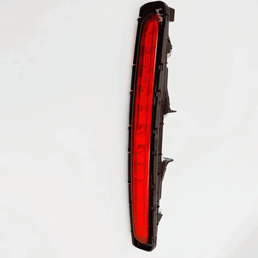 A2118201556 Mercedes-Benz Rear High-Mounted Brake Light Warning Light W211 E200 E220 E240