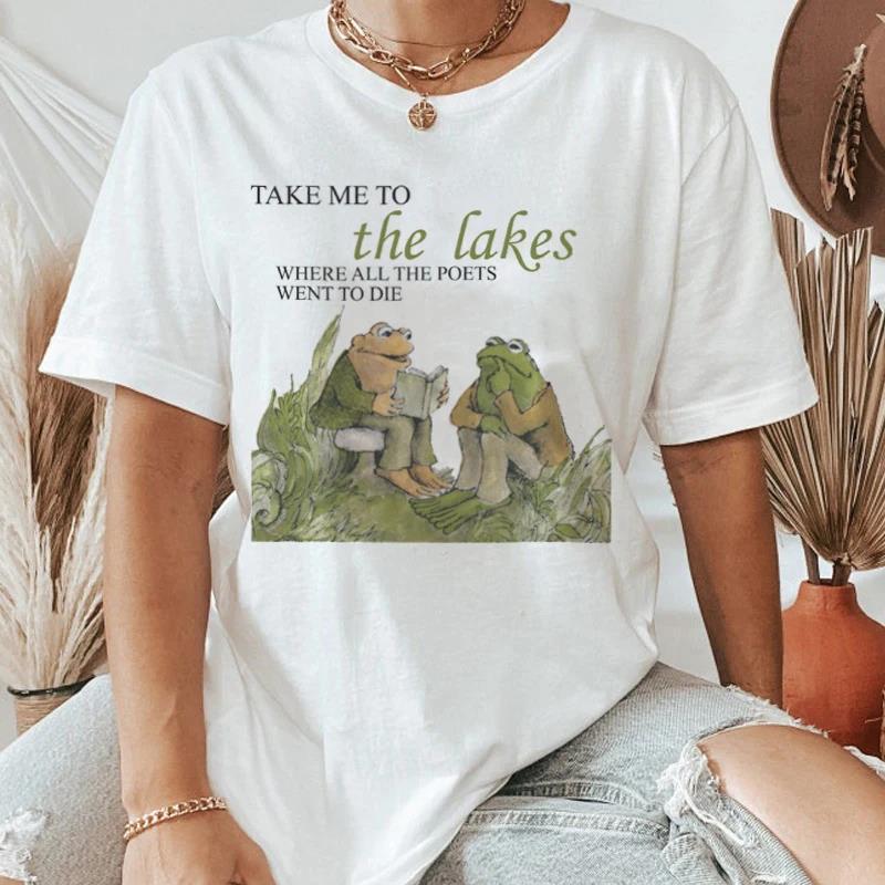 Cute cartoon retro fashionable T-shirt