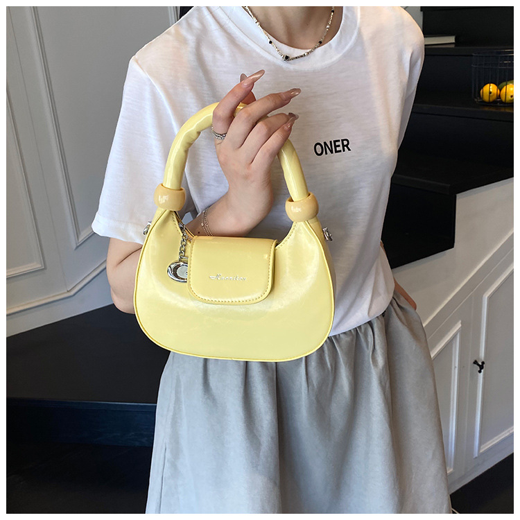 Elegant Crescent Shoulder Bag For Women Versatile Handheld Tote_voghion.com