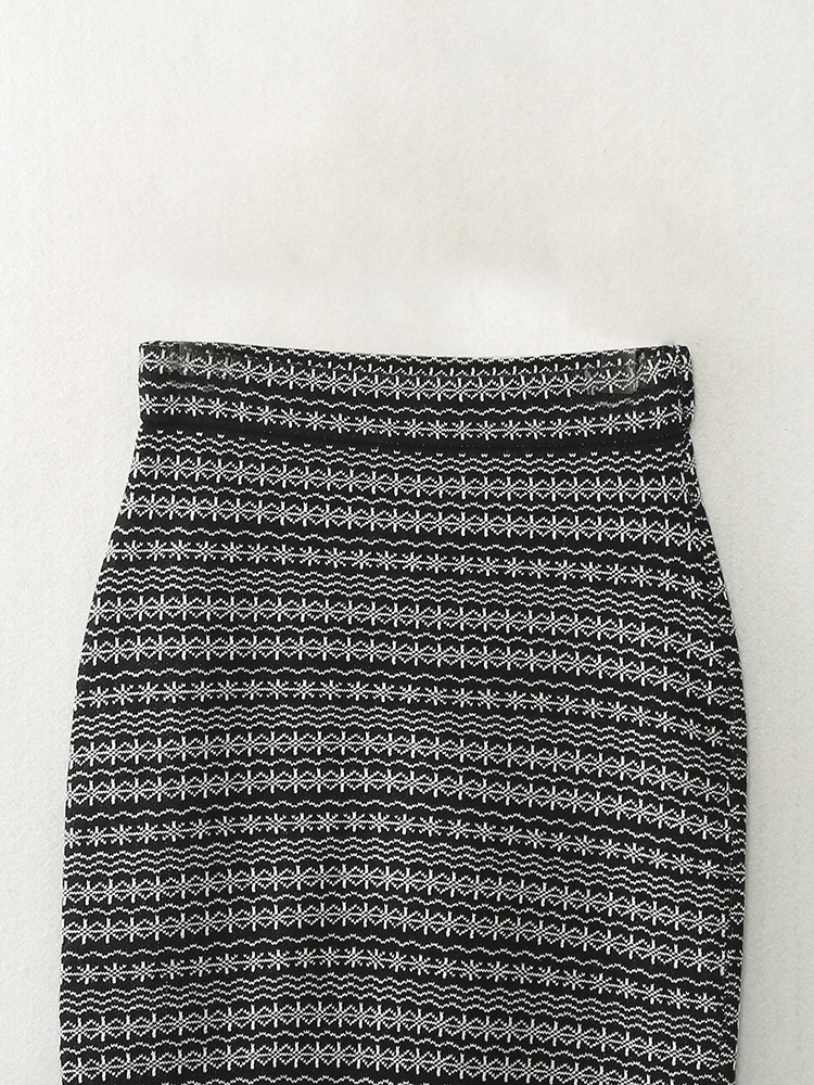 Women's 2024 Summer New Color blocked Striped Strap Slimming Half Skirt Set_voghion.com