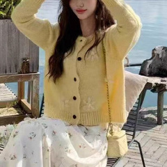 法式高级感刺绣花朵毛衣外套女秋2025新款慵懒风宽松软糯针织开衫