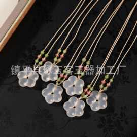 冰种玛瑙荔枝冻白月光有钱花挂件新中式小胖福花朵玉石坠锁骨项链