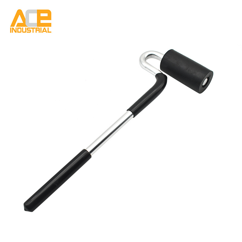 厂家供应J型地毯滚轮 家用墙纸压缝滚轮工具 铝合金手柄滚轮10118