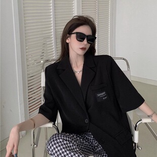 ���b����Ů�ļ��͹ź�ɫ���L�����С����2026�¿�ɱ������³�