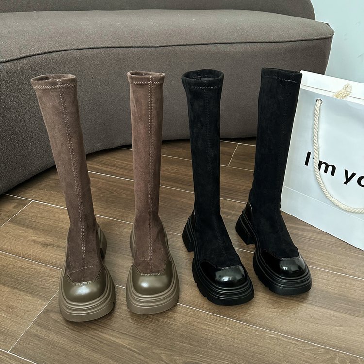 Brown autumn retro high boots made of genuine soft leather platform
