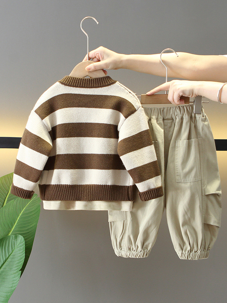 Conjunto de Otoño para Niños 6152, Nuevo Conjunto de Tres Piezas de Suéter para Niños, Estilo Coreano, Primavera y Otoño 2026