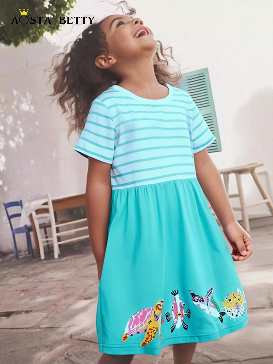 Vestido de niña de estilo europeo y americano nuevo producto de verano bordado vestido de princesa de niños de algodón de punto de cuello redondo vestido de mangas cortas