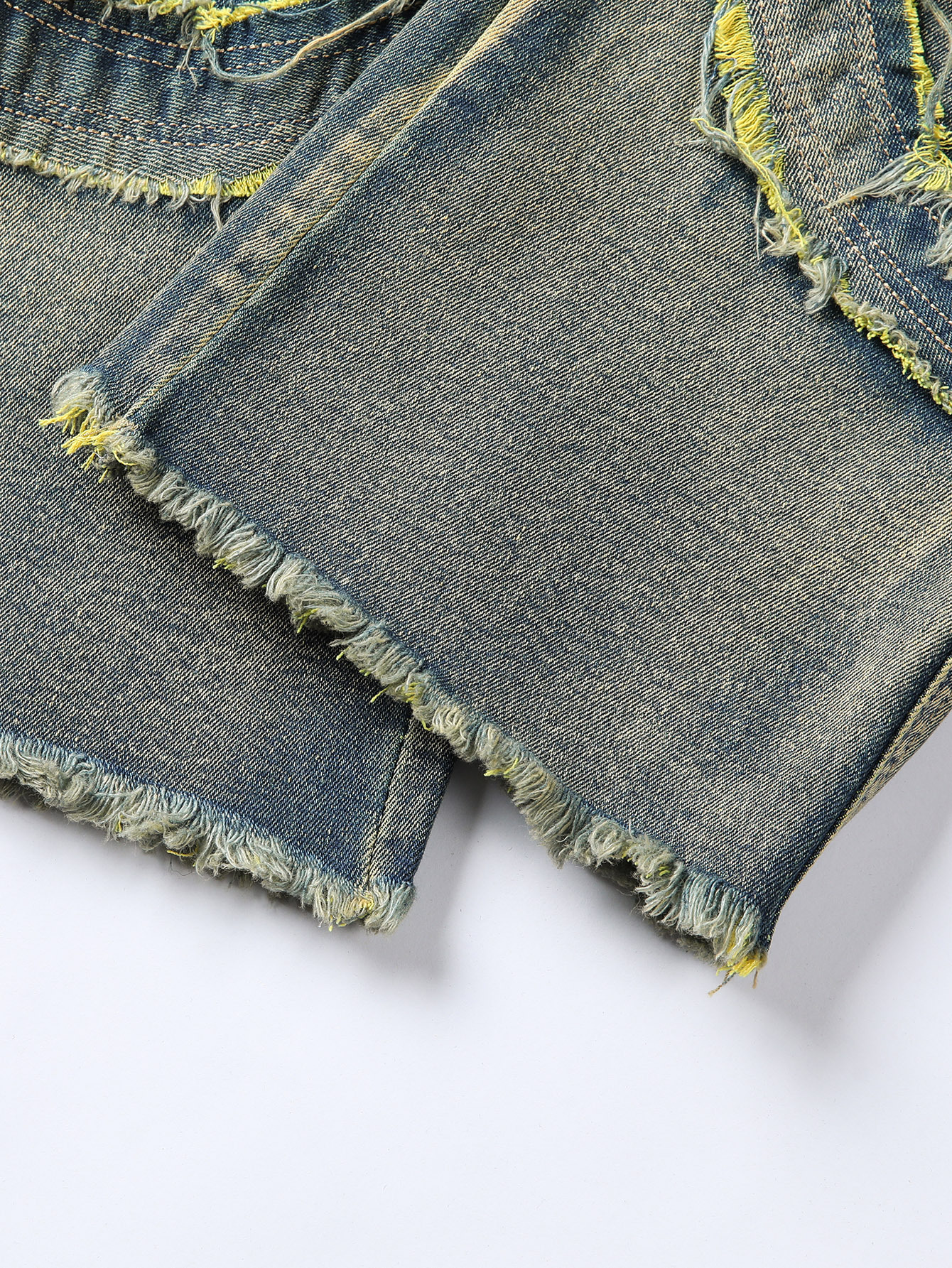 Men's Flared Jeans With Fringe Details And Perforated Design_voghion.com